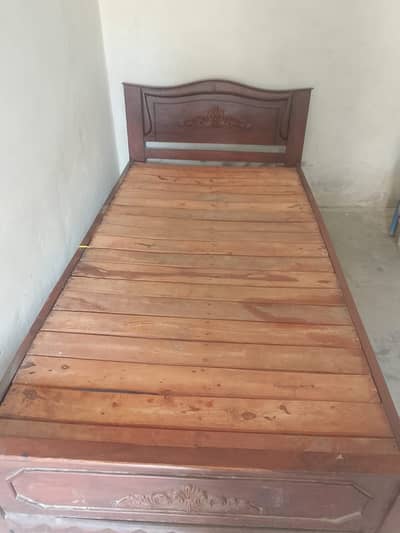 Single bed urgent sale