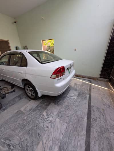 Honda Civic EXi 2005