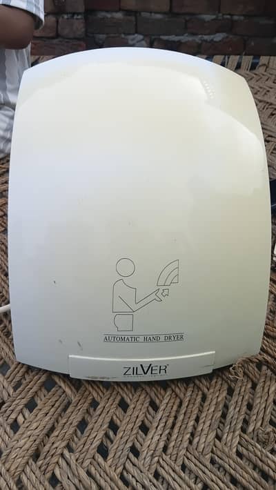 hand dryer