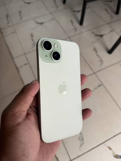Apple iPhone 15