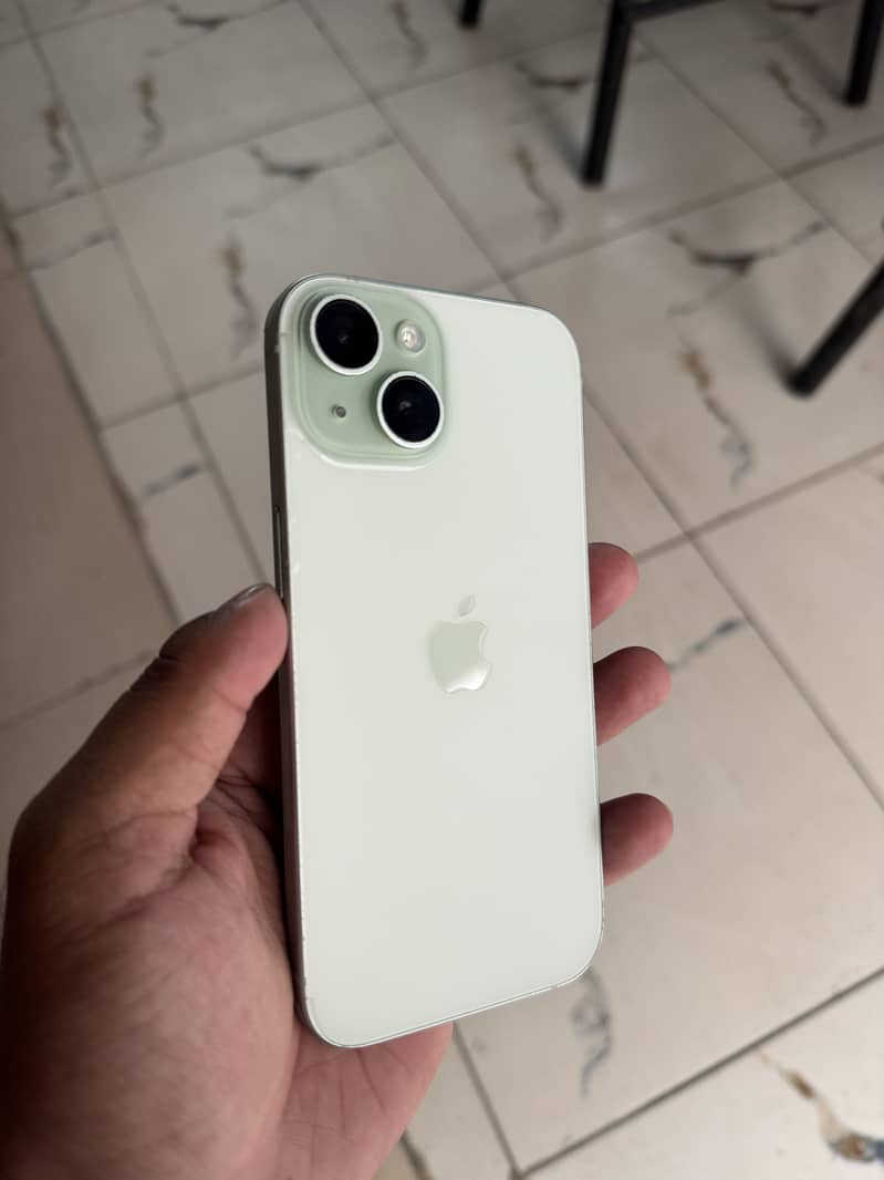 Apple iPhone 15 0