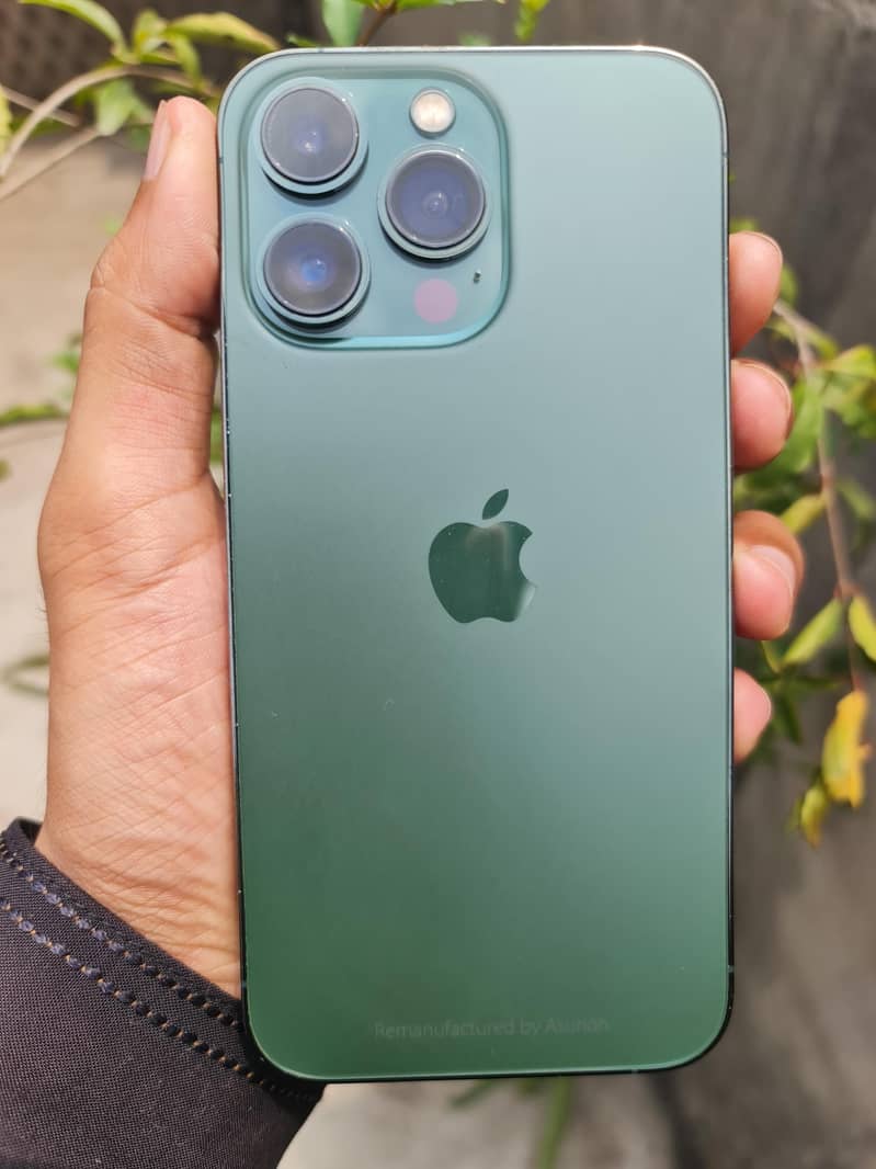 Apple iPhone 13 Pro 0
