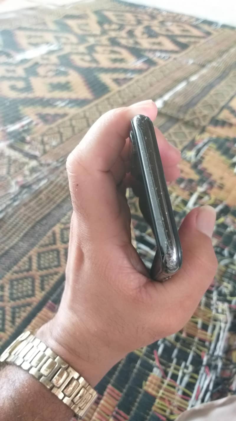 Apple iPhone X 2