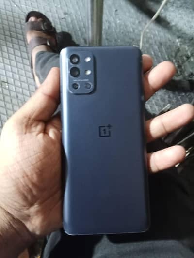 One Plus 9R