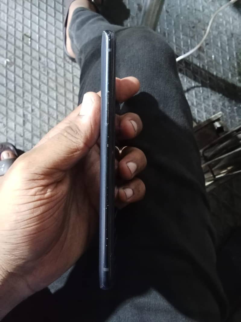 One Plus 9R 2