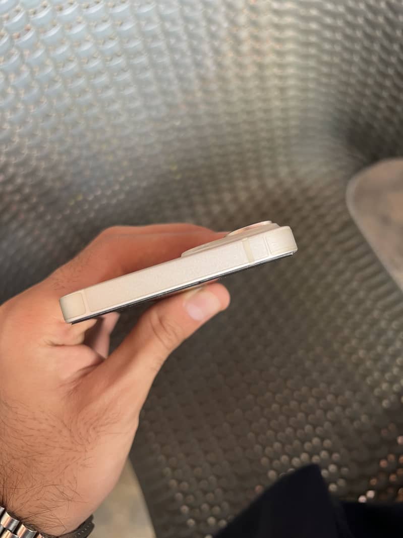 Apple iPhone 14 5