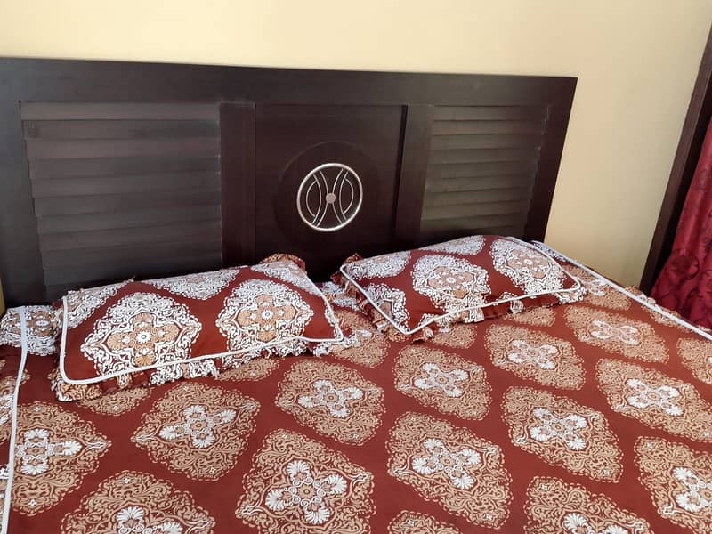 bed & dressing divider 1