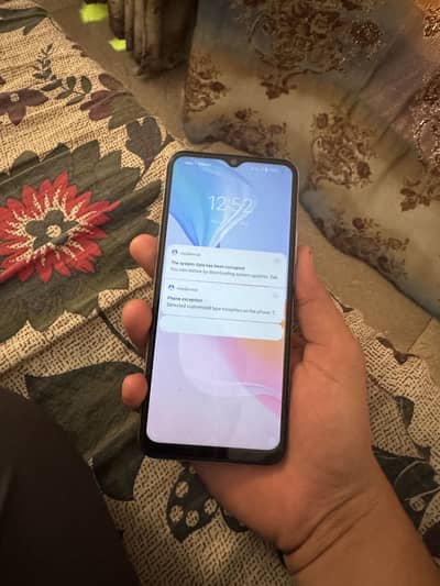 Vivo Y21