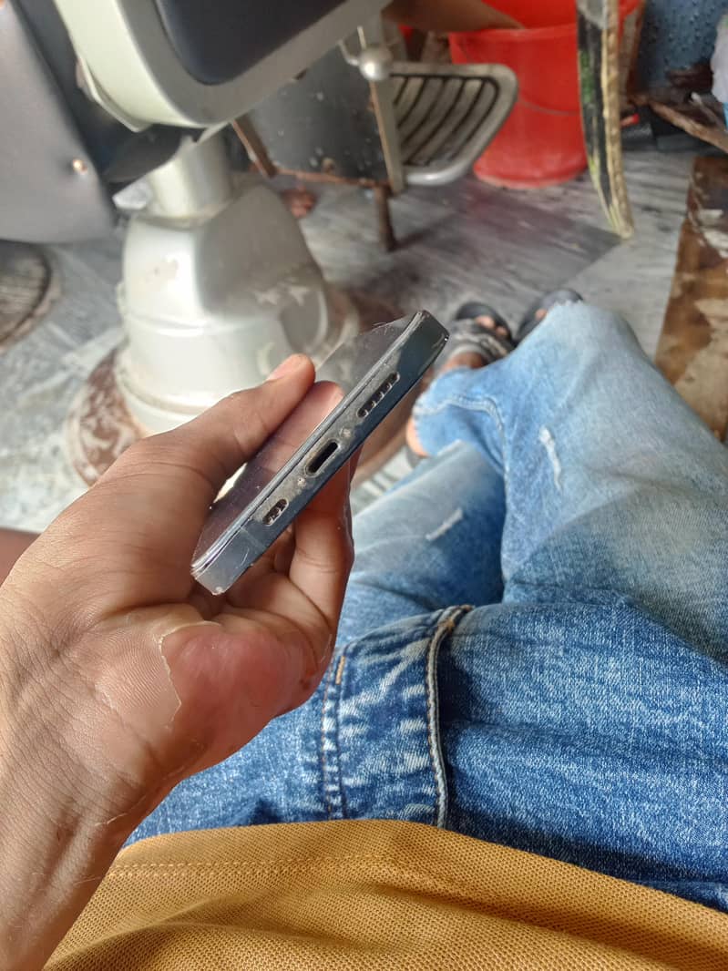 Apple iPhone 12 Pro 1