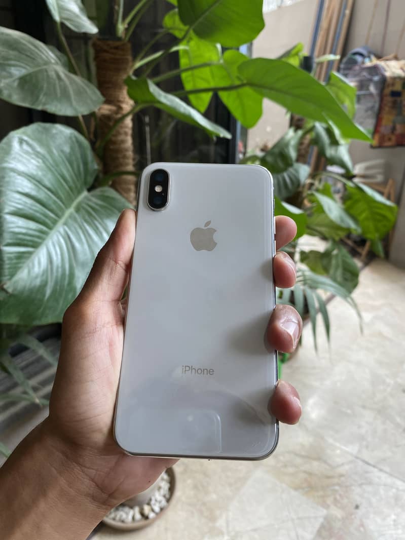 Apple iPhone X 0