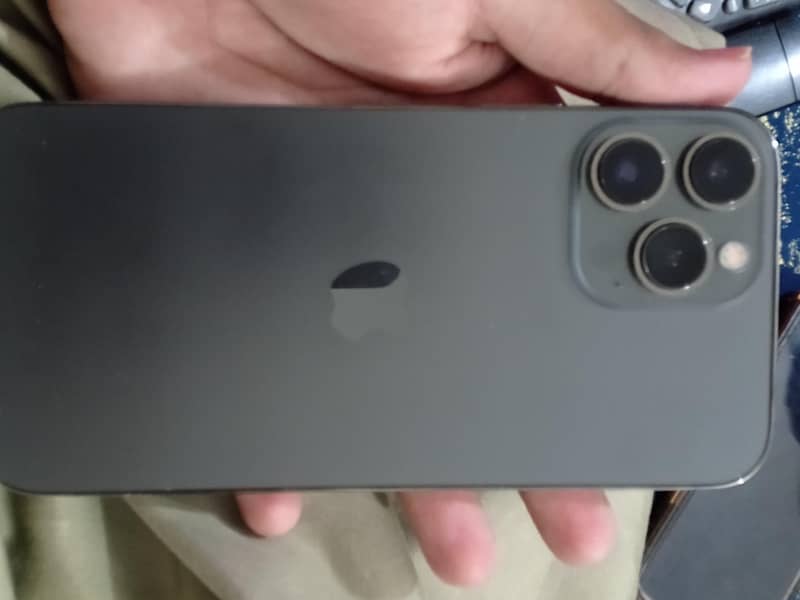 iphone 13 pro max 1