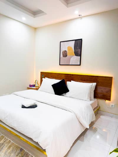 2 BHK furnished apartment daily basis and weekly available