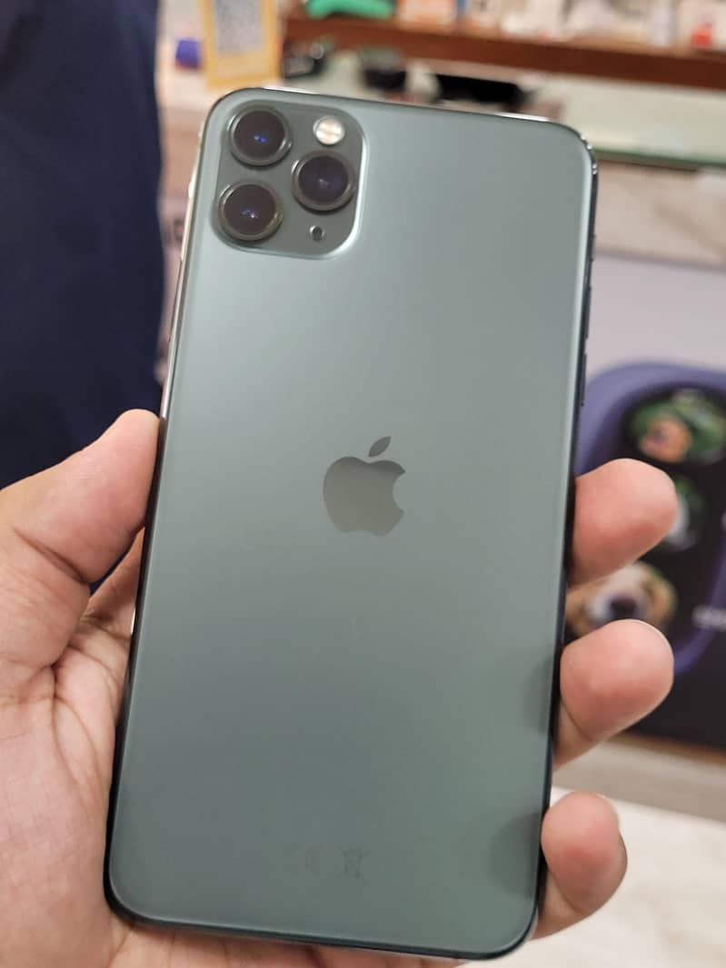 Apple iPhone 11 Pro Max 2