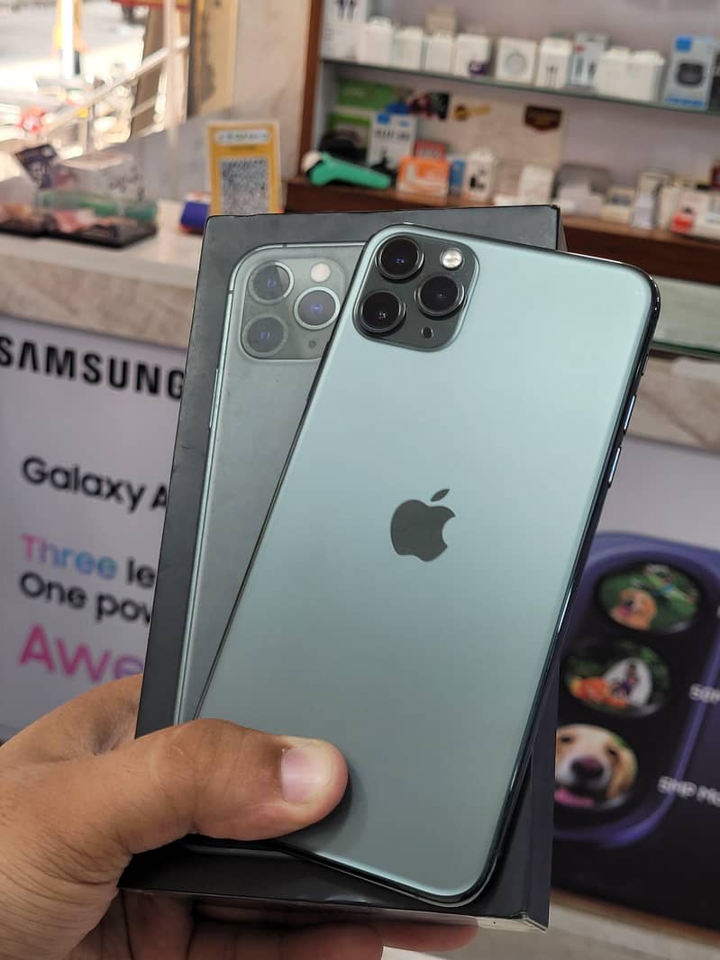 Apple iPhone 11 Pro Max 3