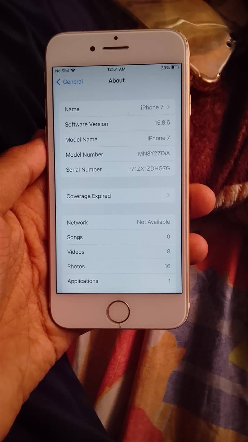 Apple iPhone 7 3