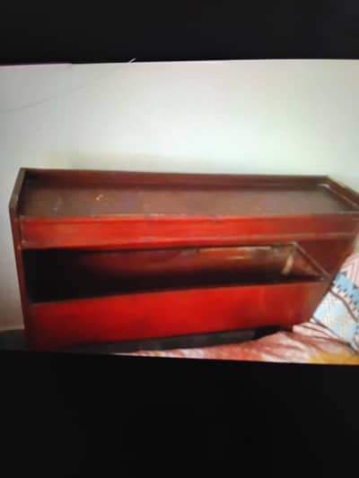 2 single beds without metress