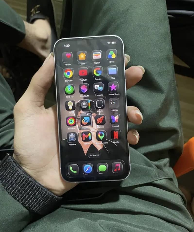 Apple iPhone 14 1