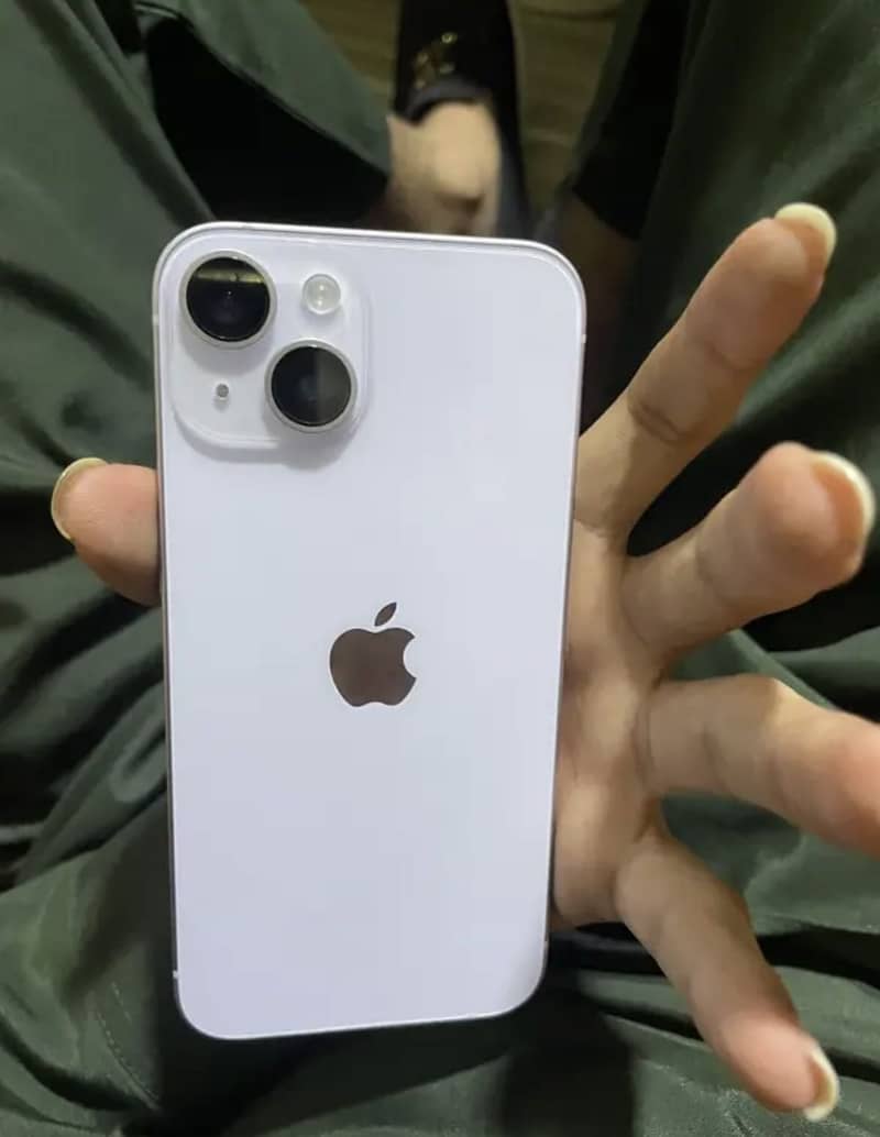 Apple iPhone 14 3