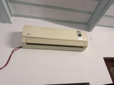 gree 2 ton non inverter Ac