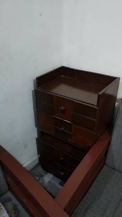 two bad side tables for sale Excellent new condition