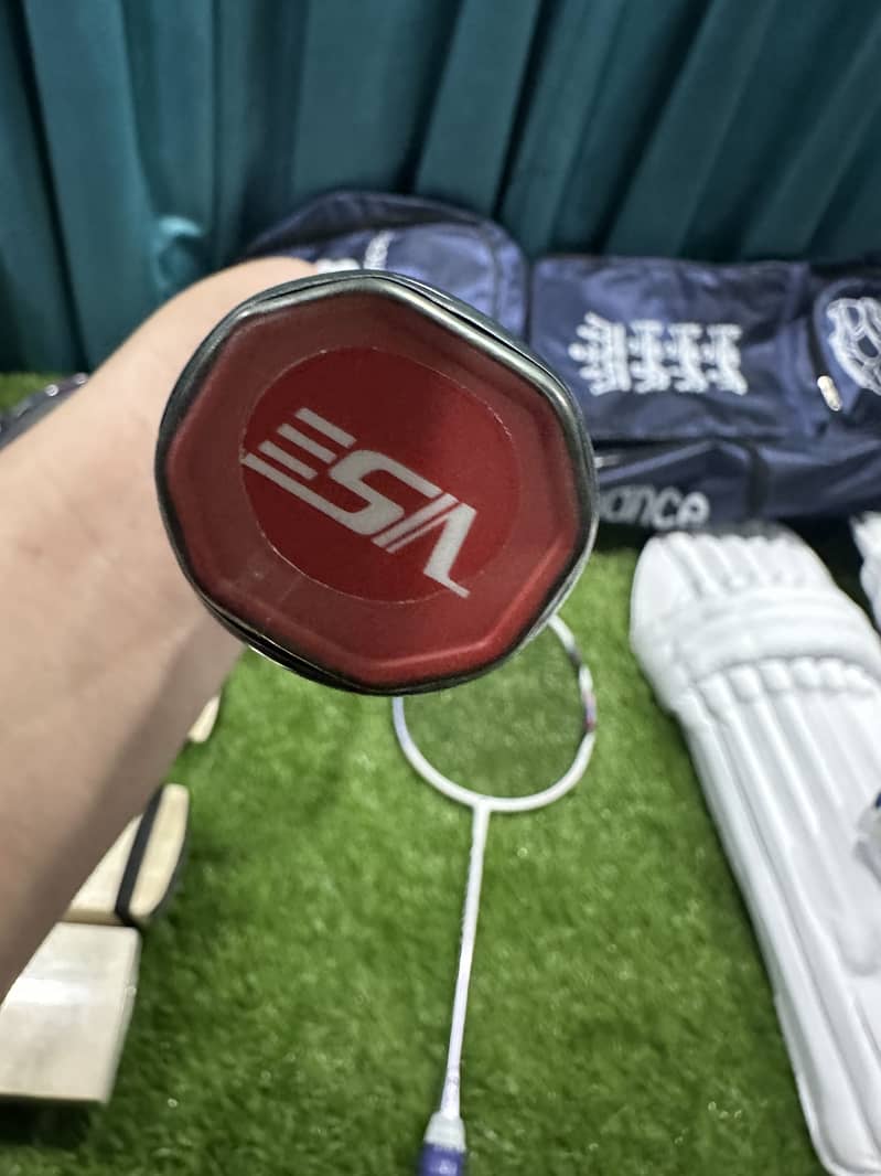 32 lbs racket 2
