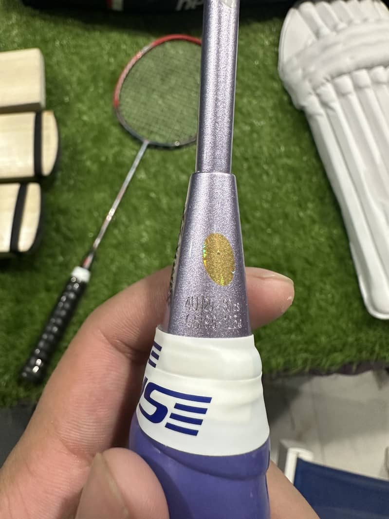 32 lbs racket 13