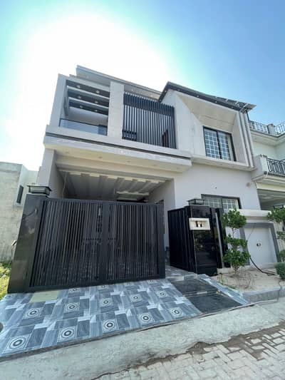 Double Store Beautiful House Available For Sale In Diamond City Phease 2