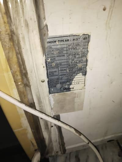 window AC (Midea)