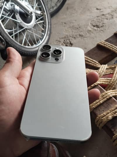 Apple iPhone 15 Pro Max