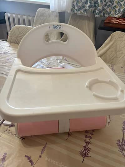 Baby eating chair