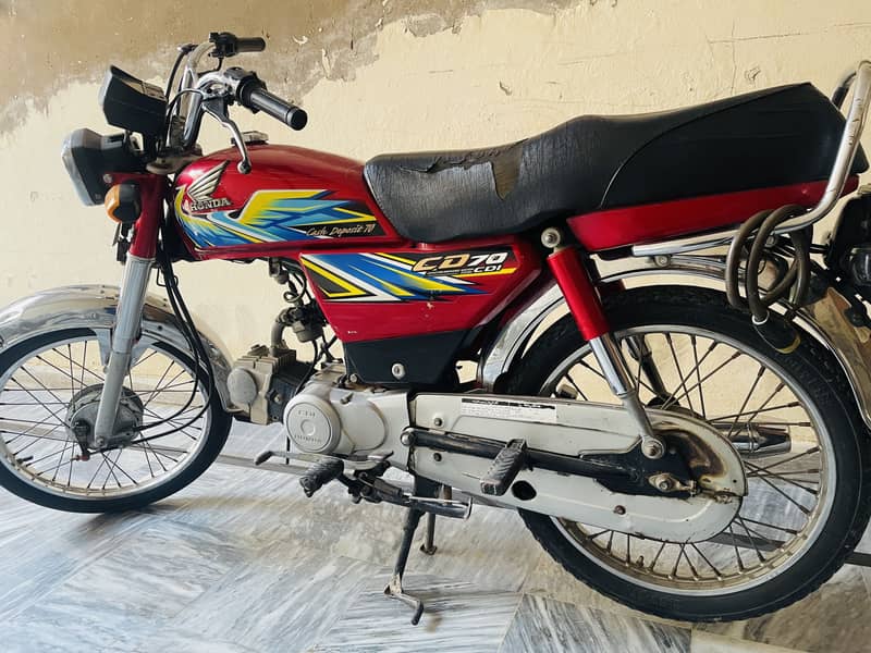 Cd 70 red 6
