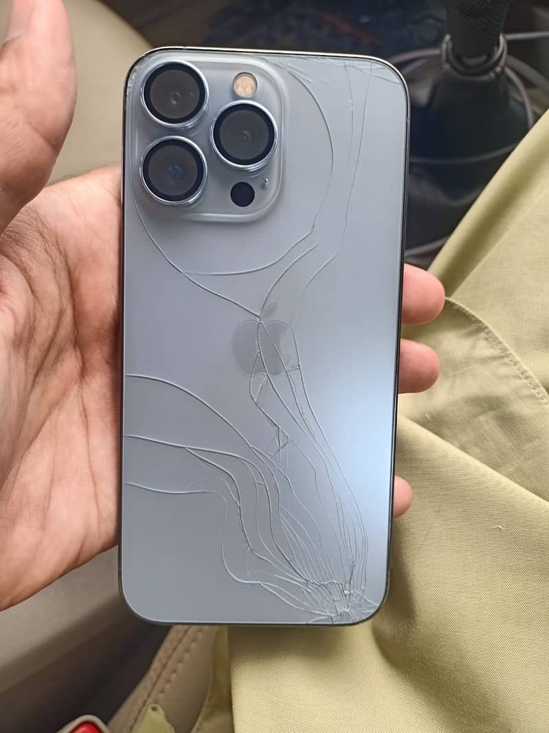Apple iPhone 13 Pro 0