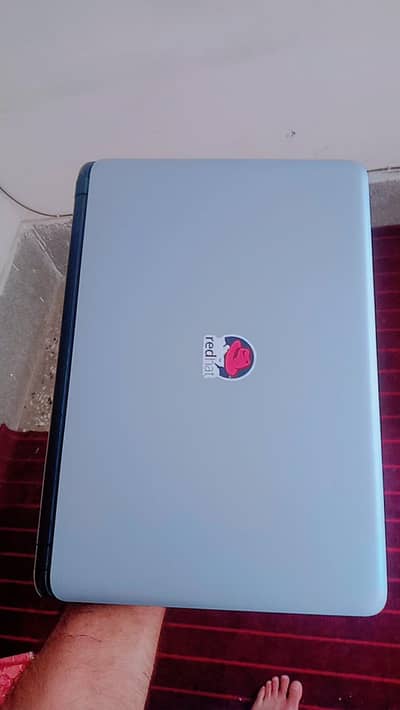 laptop in 100 percent ok confition