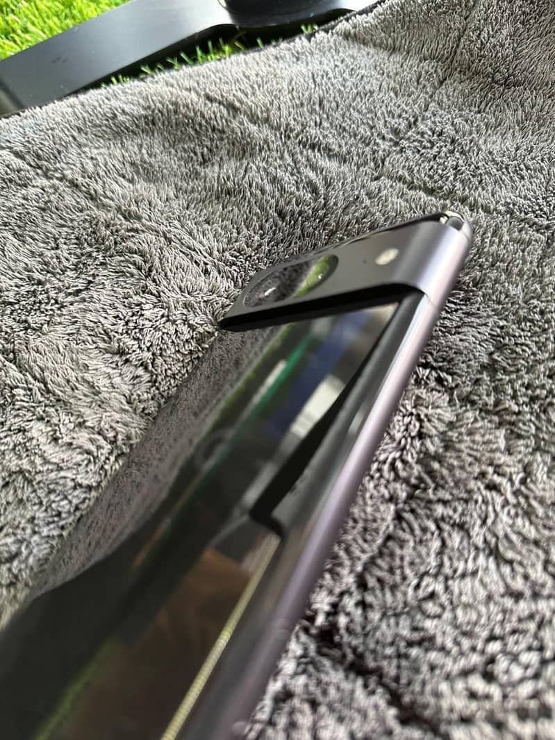 Google Pixel 8 3