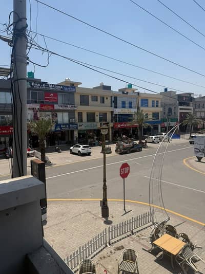 Central Park 5 Marla Comercial Plaza Available For Rent Food Streat Best Oppertiunty For Bussines Brand Shop . . .