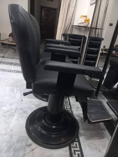 new chair for sale in rawalpindi contacts whatsapp number 0333 5161709