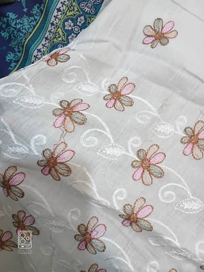 White Kashmiri Embroidered Chaddar