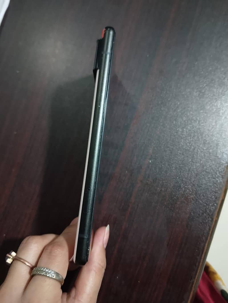 Google Pixel 6 4