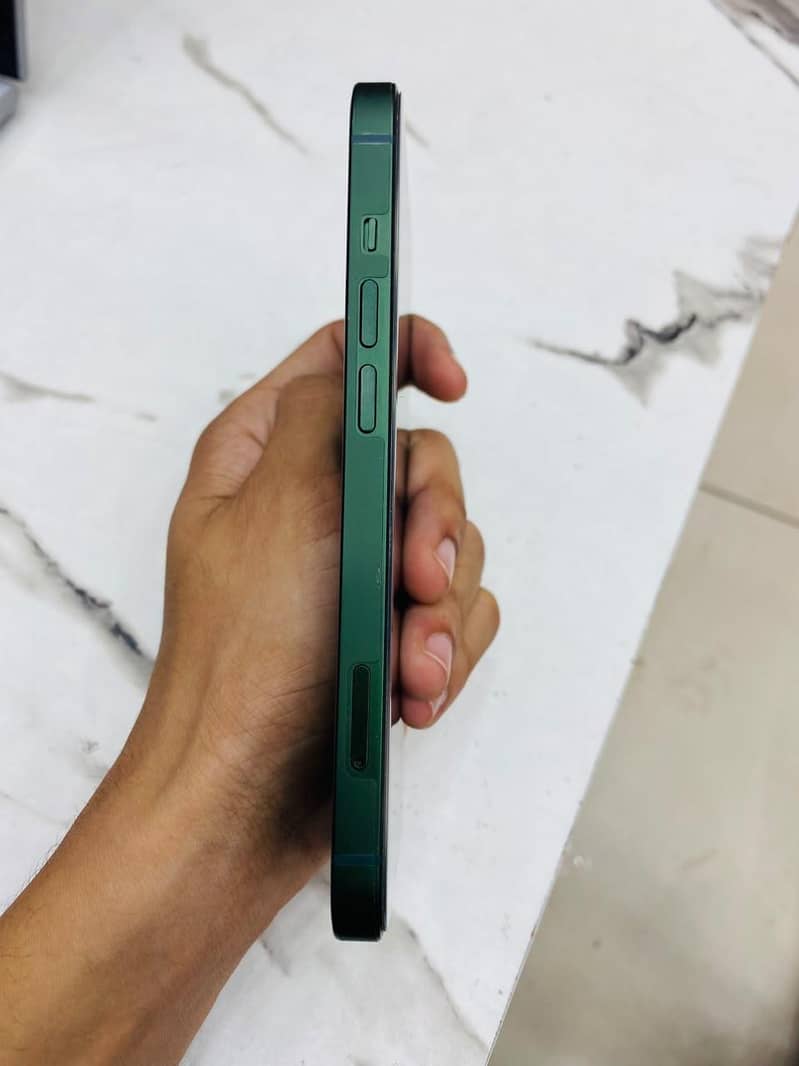 Iphone 13 3