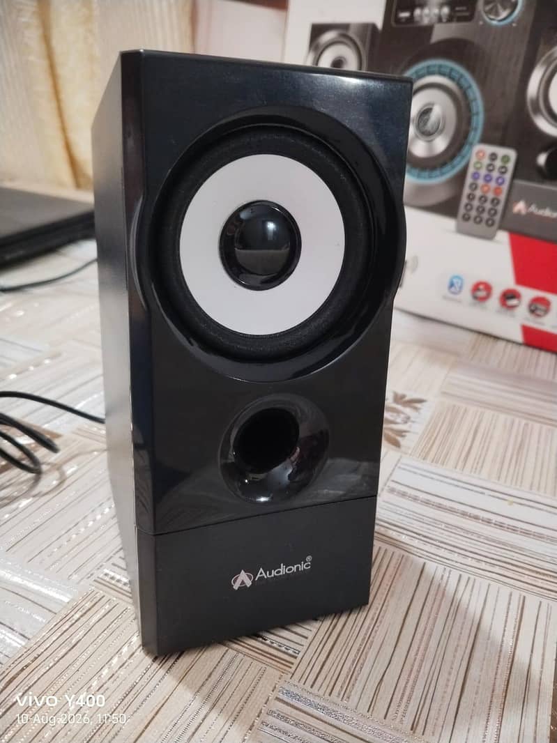 Audionic max 230 2