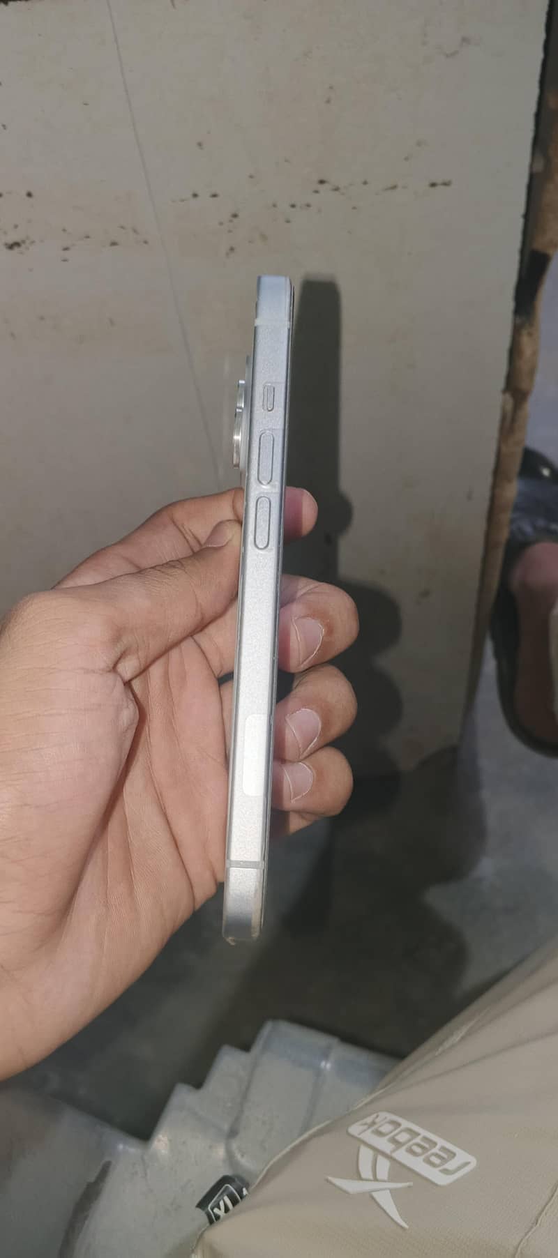 Apple iPhone 15 1