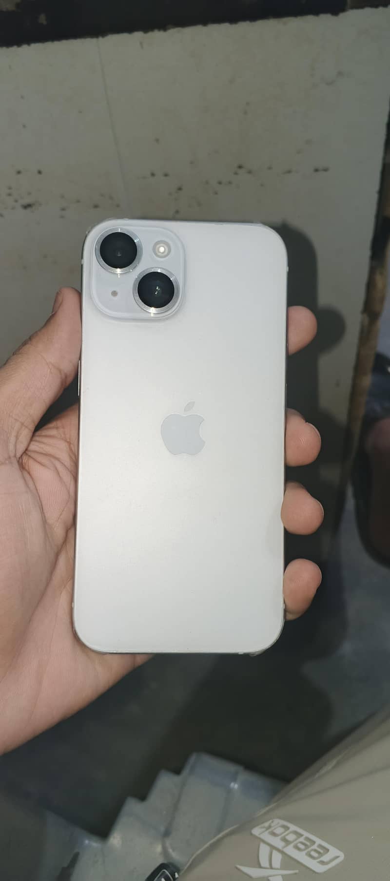 Apple iPhone 15 2