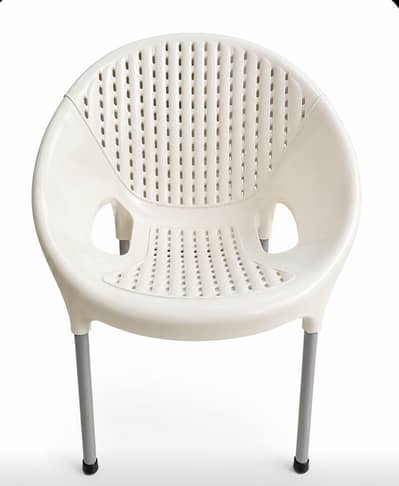 White Chairs – Bulk Sale – Rs. 4000/Chair