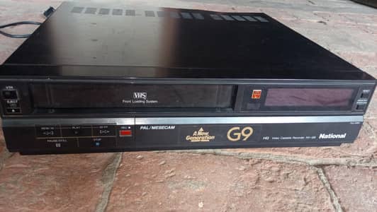 National G9 VCR
