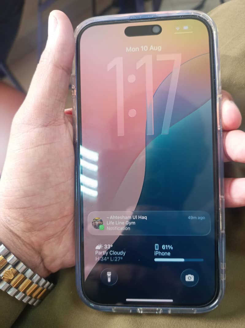 Apple iPhone 16 Plus 1