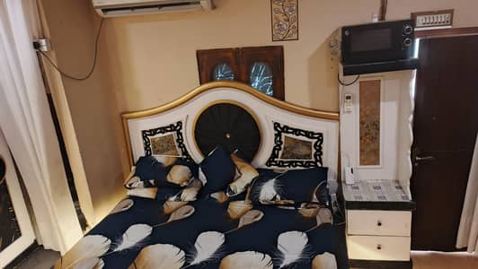 Deco bed set.