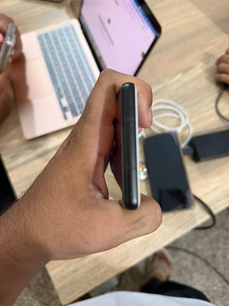 Google Pixel 6a 2