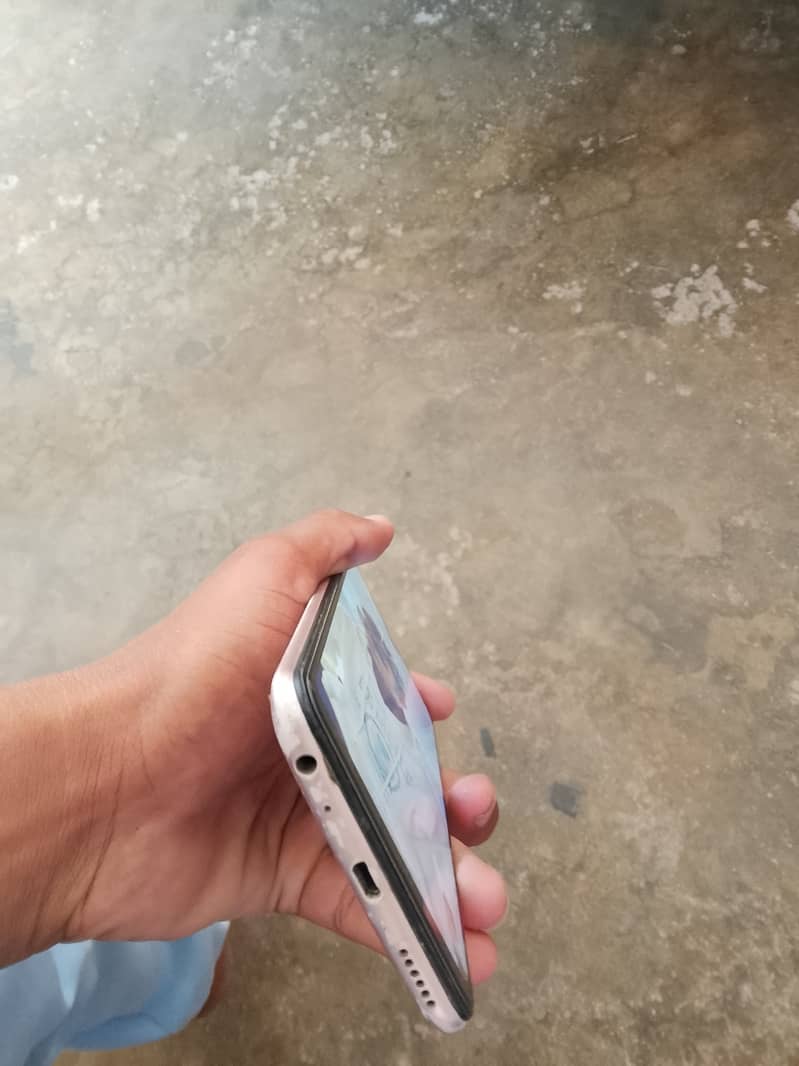 Mobile under 10000 0