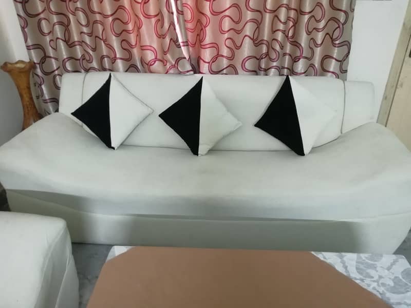 Beautiful Sofa Set 1