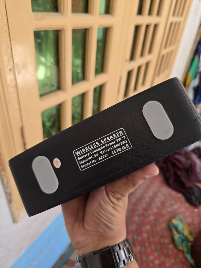 bose Bluetooth speaker 2